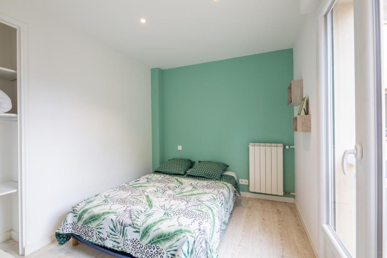 Meuble 2 Etoiles, Wifi, A 2 Pas Des Plages Фрежюс Экстерьер фото